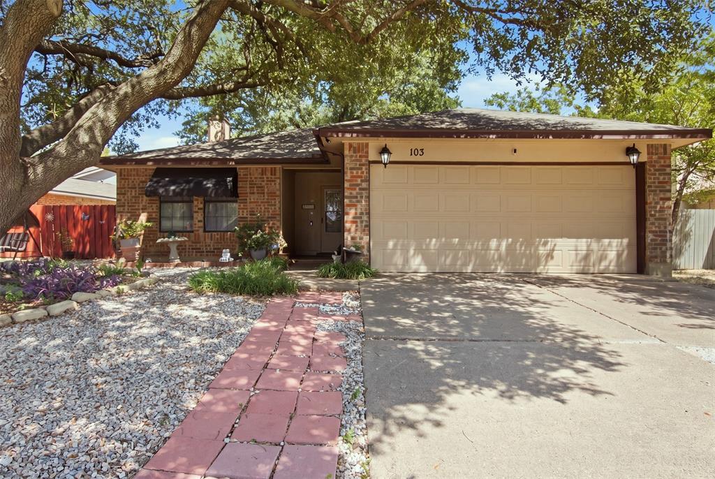 103 Caprock Drive Property Photo 1