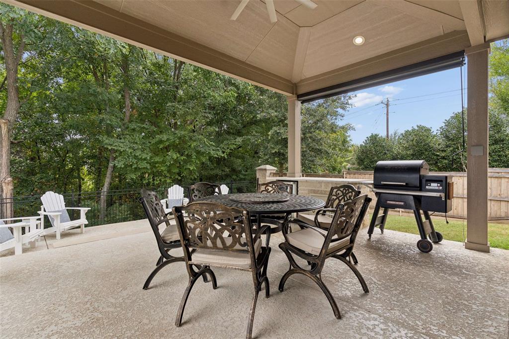 6229 Habersham Way Property Photo 2