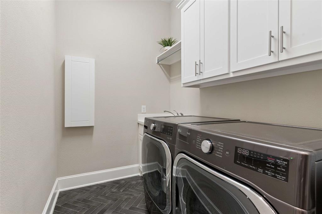 6229 Habersham Way Property Photo 28