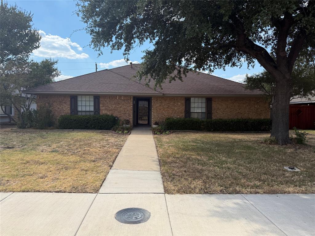 17623 Medina Drive Property Photo 1