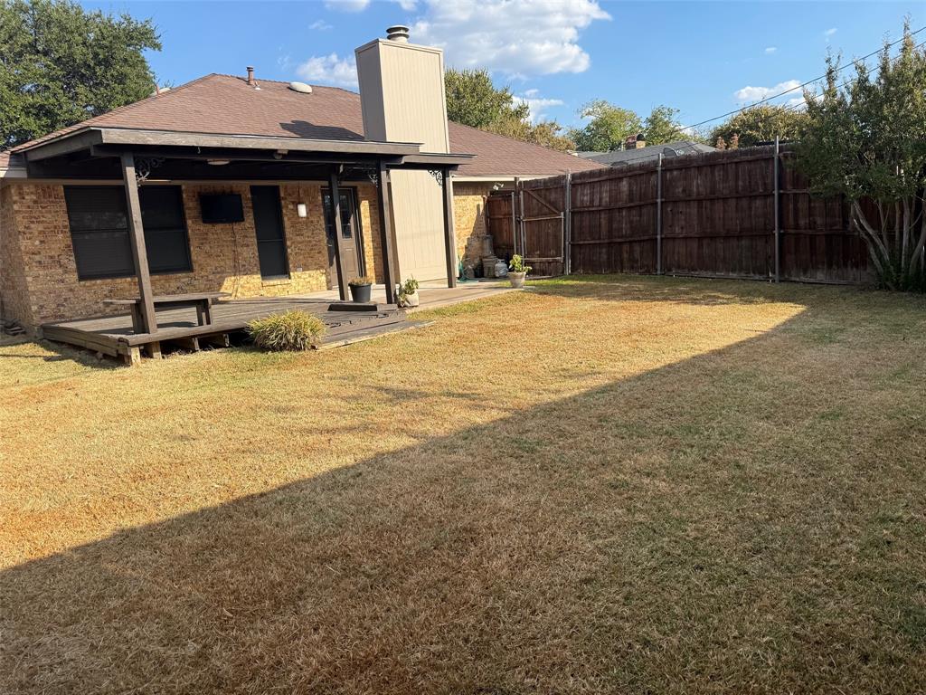 17623 Medina Drive Property Photo 2