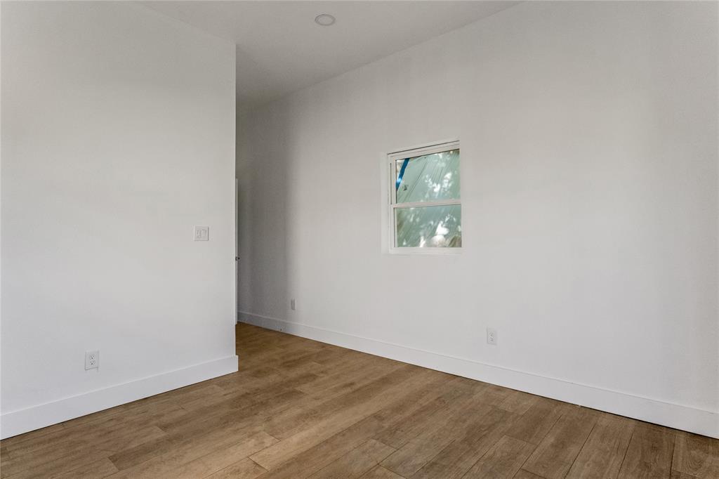 1641 E Tucker Street Property Photo 14