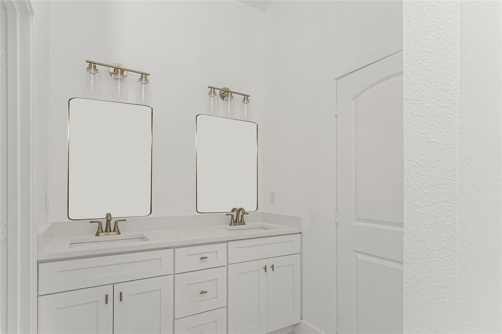 1641 E Tucker Street Property Photo 19