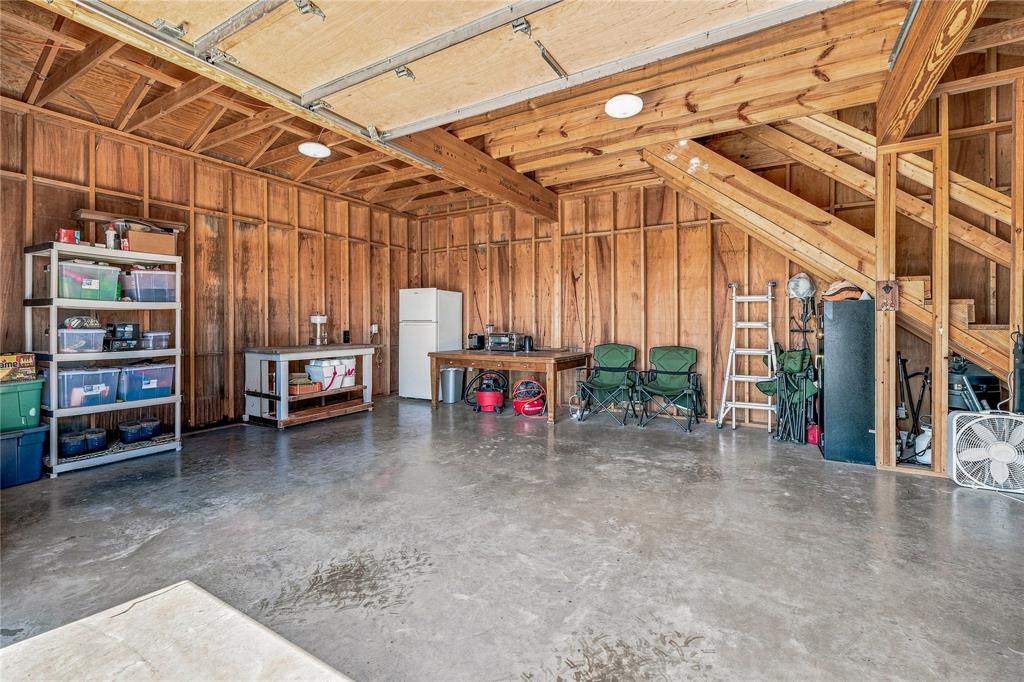160 Private Road 2161 Property Photo 4