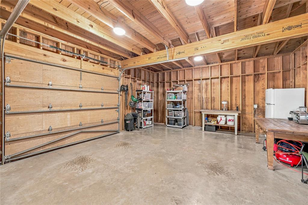 160 Private Road 2161 Property Photo 5
