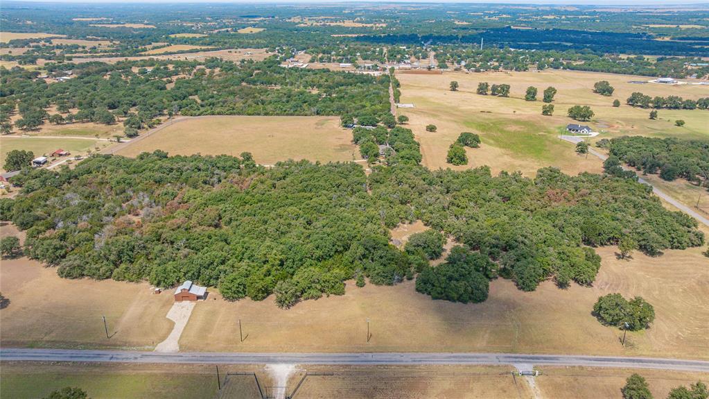 160 Private Road 2161 Property Photo 23