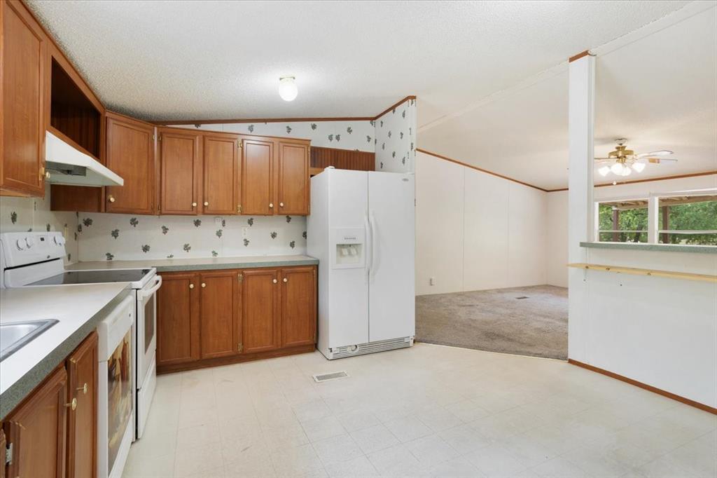 4034 Bethany Road Property Photo 8