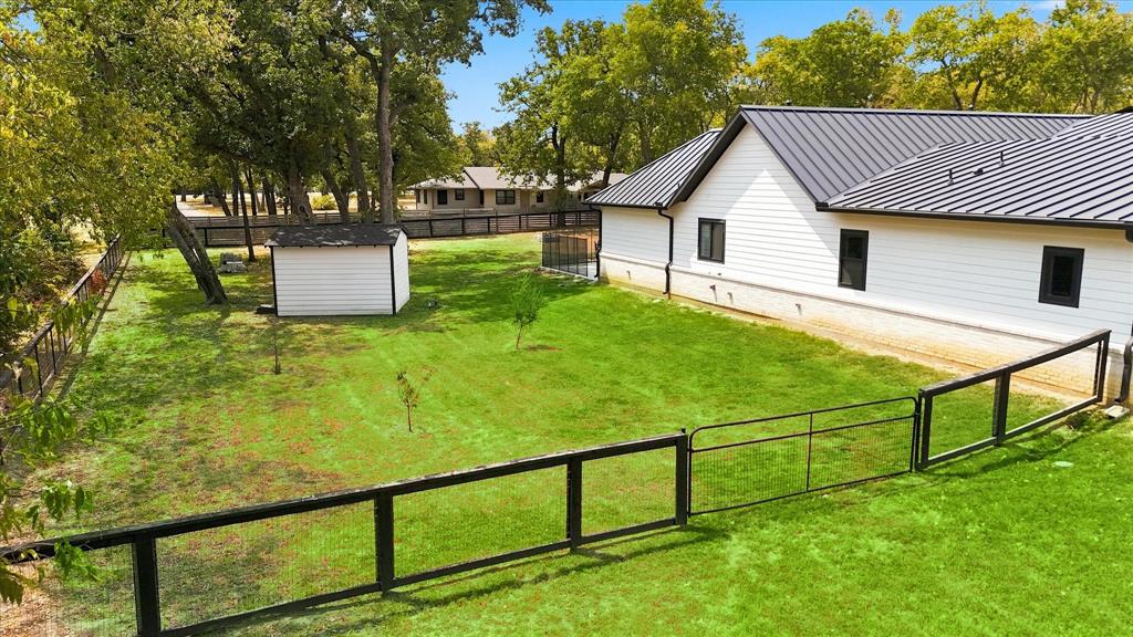 211 Shahan Drive Property Photo 34
