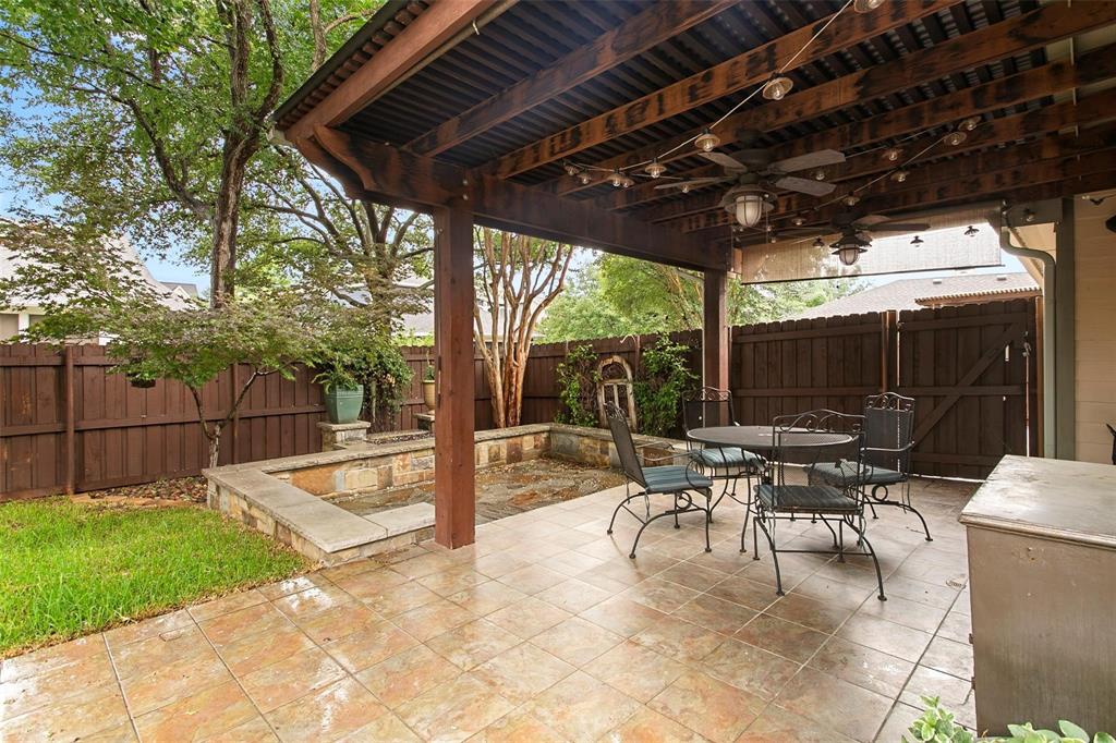 8516 Hudson Street Property Photo 2