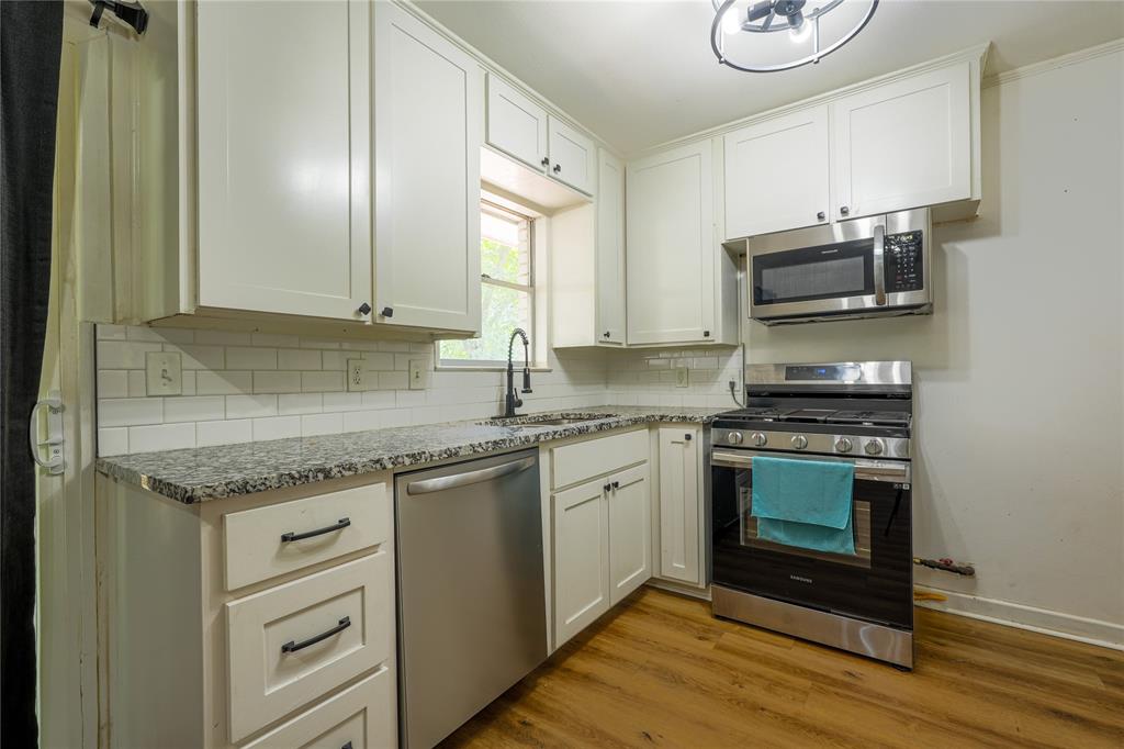 807 N Lacy Drive Property Photo 6