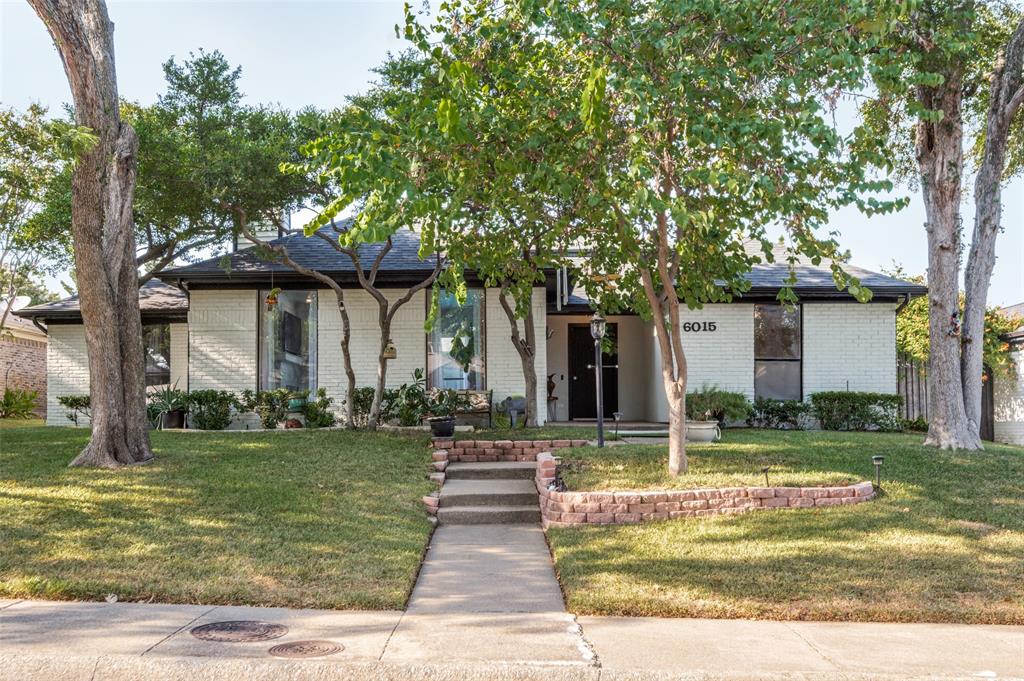 6015 Blue Bay Drive Property Photo 1