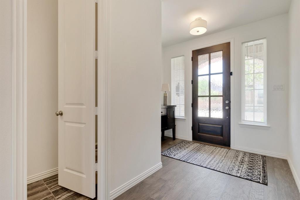 205 Somerset Drive Property Photo 6