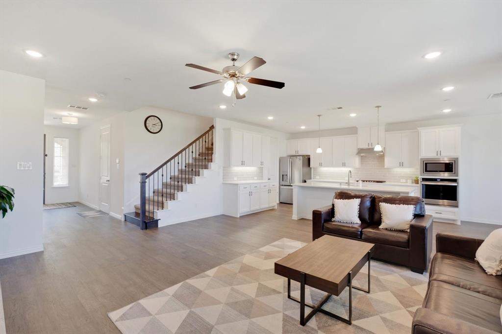 205 Somerset Drive Property Photo 10