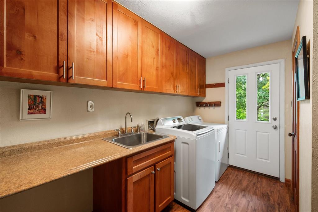 623 N Bowen Road Property Photo 19