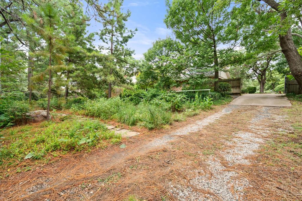 623 N Bowen Road Property Photo 30