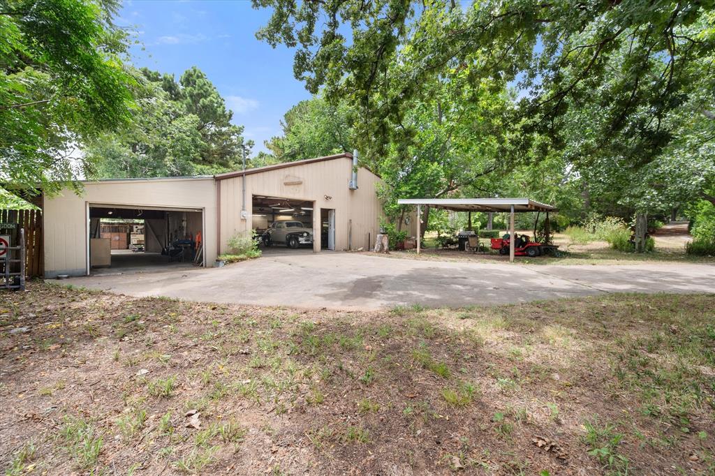 623 N Bowen Road Property Photo 32