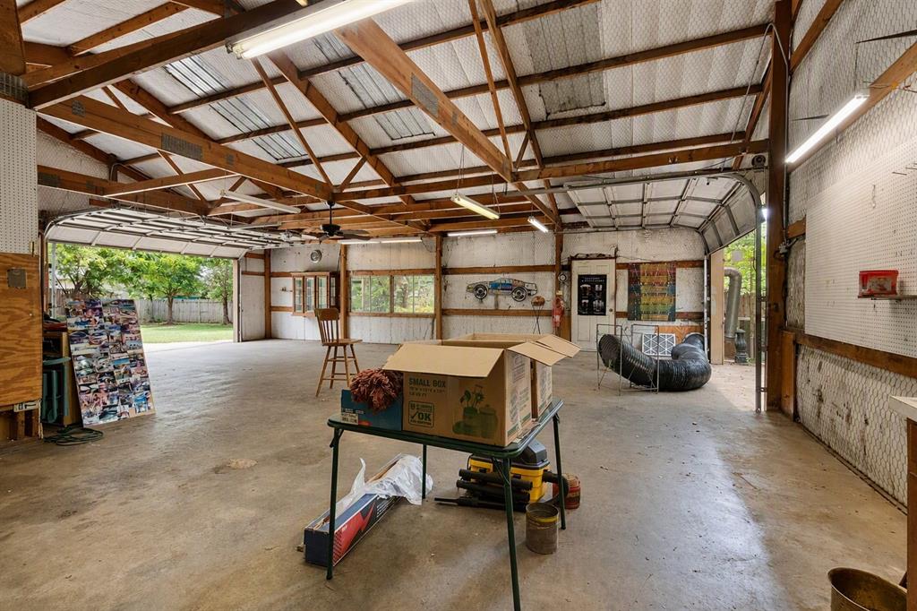 623 N Bowen Road Property Photo 33