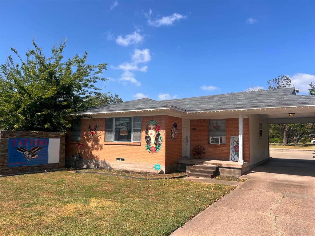 509 S Elm Street Property Photo 1