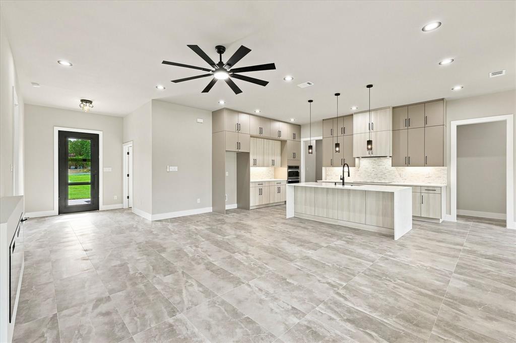 133 Cr 4865 Property Photo 6