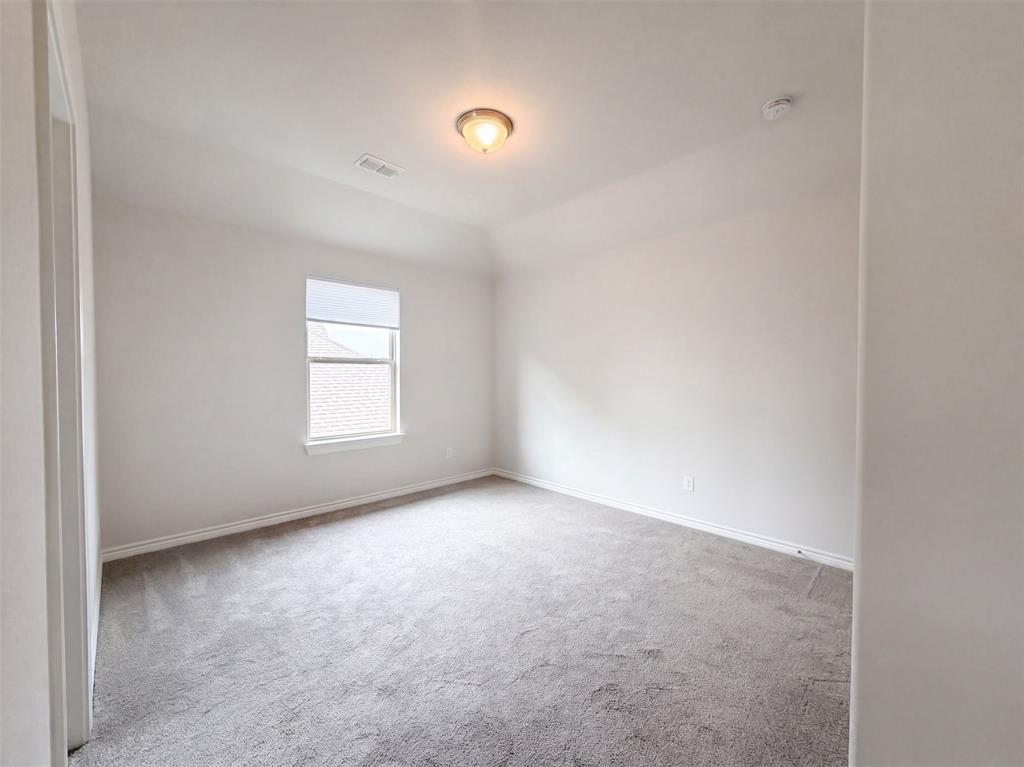 850 Elm Park Drive Property Photo 12