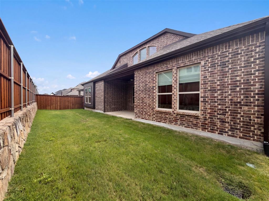850 Elm Park Drive Property Photo 20