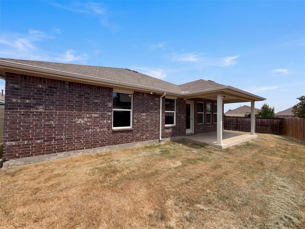 8956 Devonshire Drive Property Photo 5