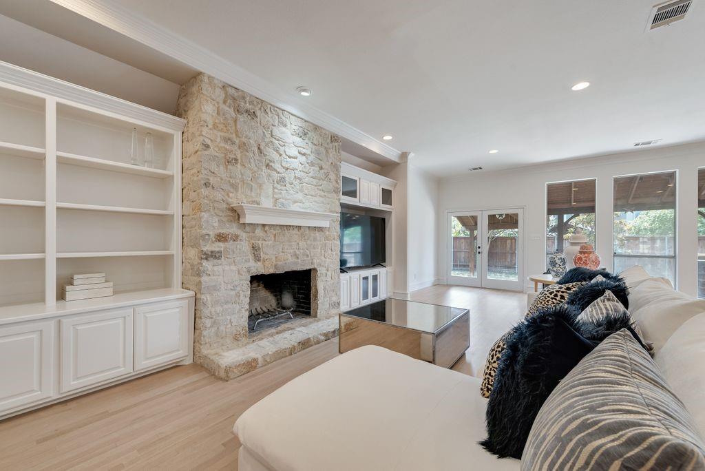 8 Siesta Circle Property Photo 10