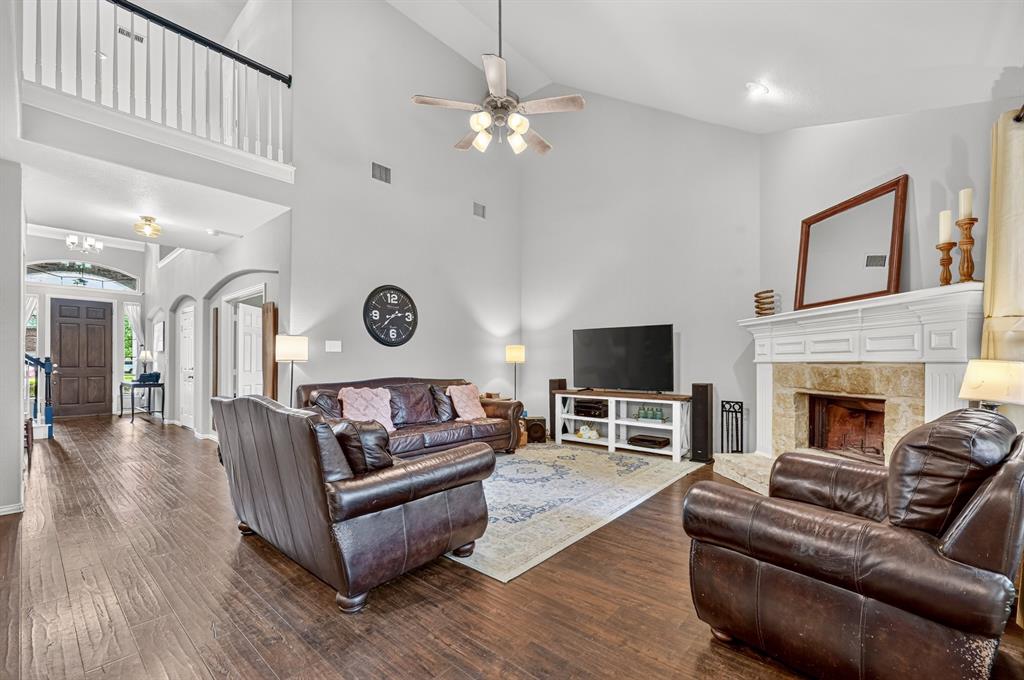 1900 Creek Bend Drive Property Photo 9