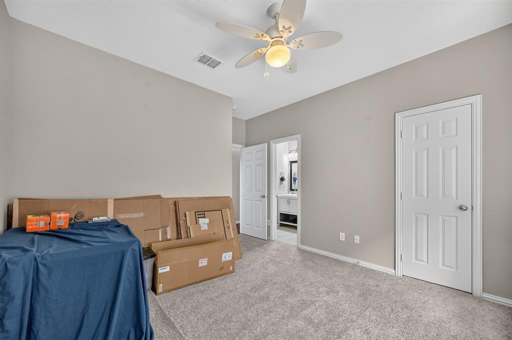1900 Creek Bend Drive Property Photo 29
