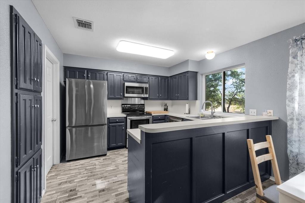 3032 Oak Valley Drive Property Photo 11