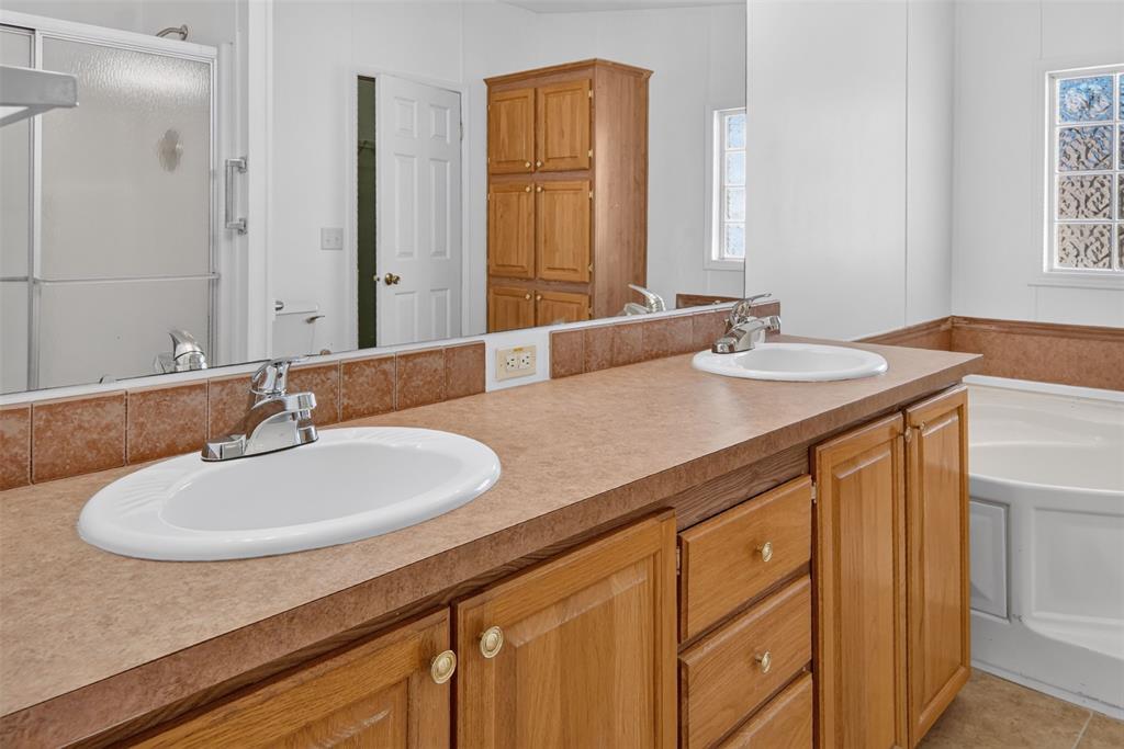 339 N Fm 2353 Property Photo 29