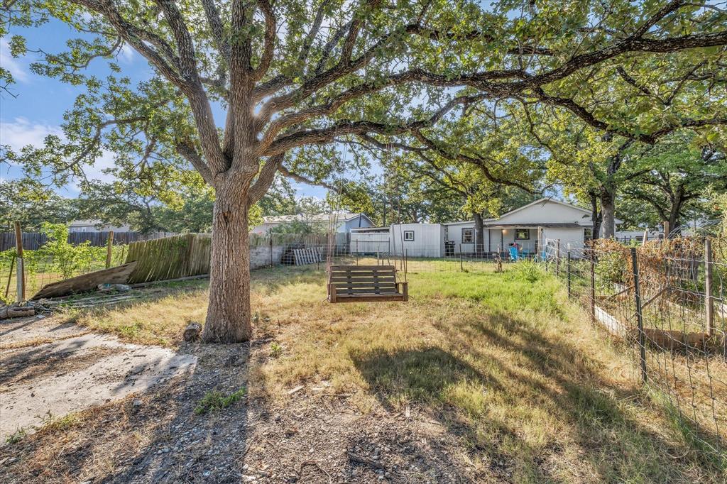 2925 Highway 31 Property Photo 25