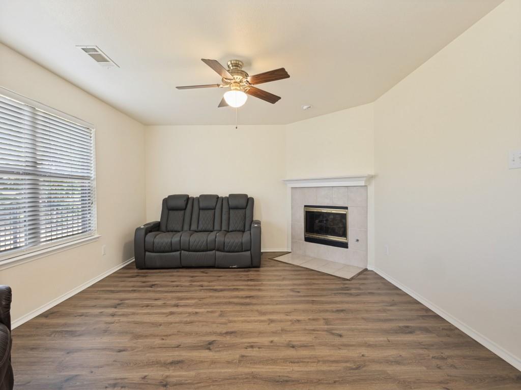 2301 Arrowhead Pass Property Photo 5