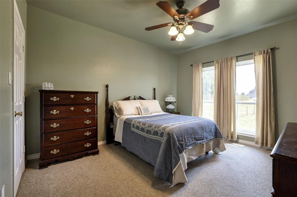 445 County Road 4444 Property Photo 25