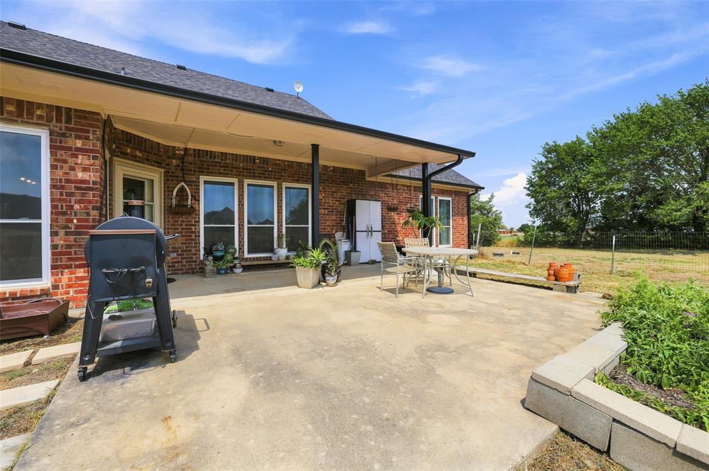 445 County Road 4444 Property Photo 27