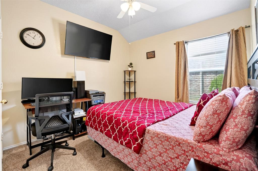 306 Branch Bend Property Photo 4