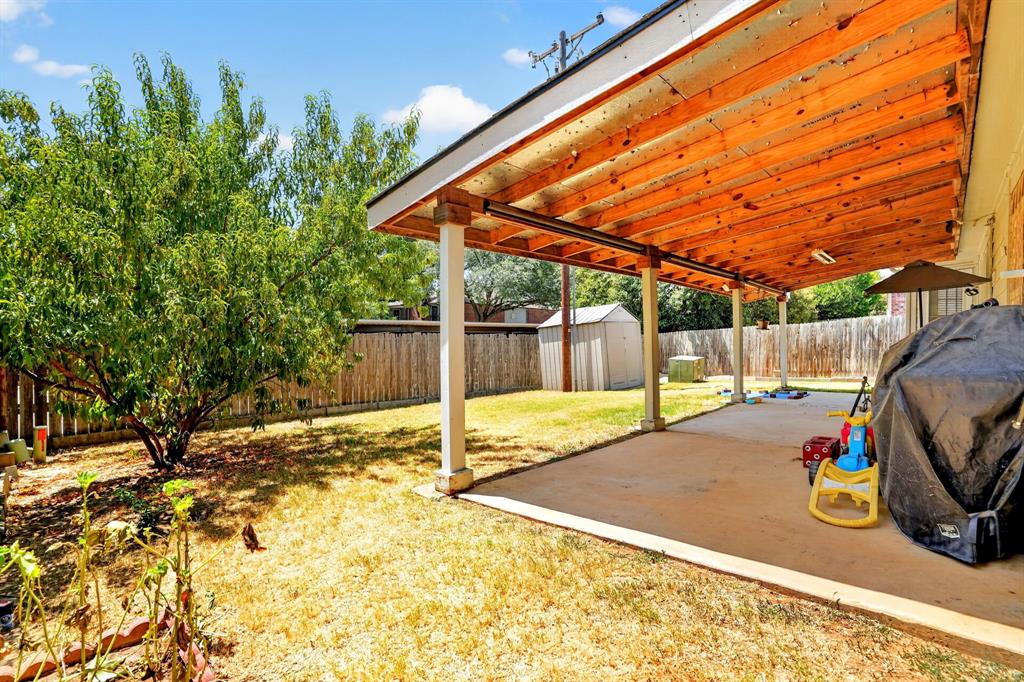 306 Branch Bend Property Photo 14