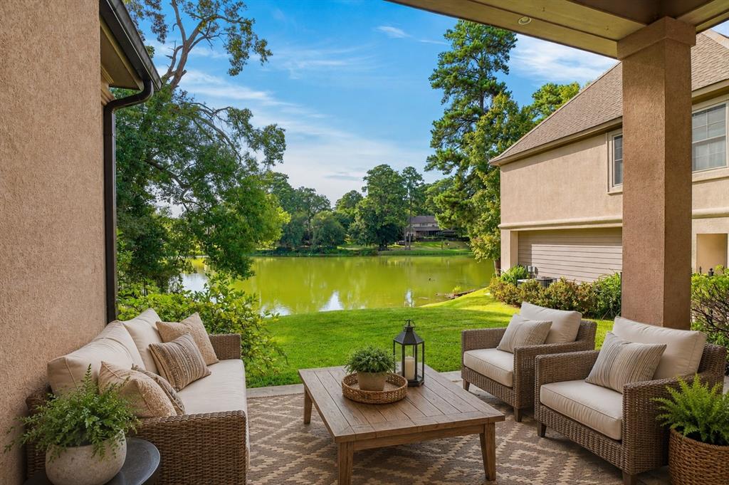18 Beaux Rivages Drive Property Photo 3
