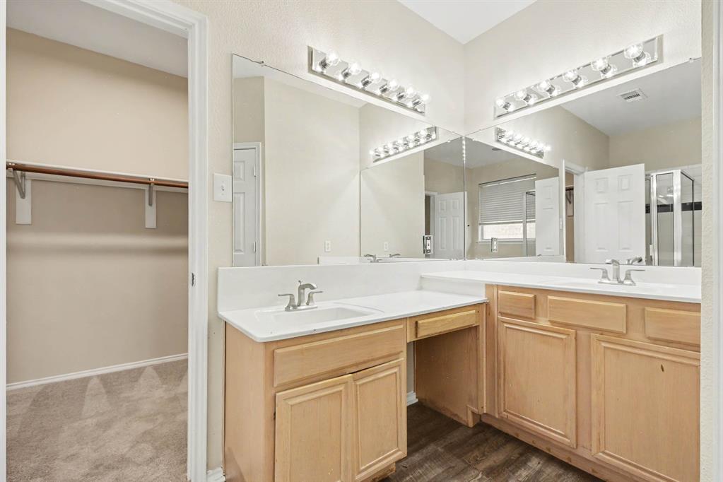 3204 Windridge Lane Property Photo 15