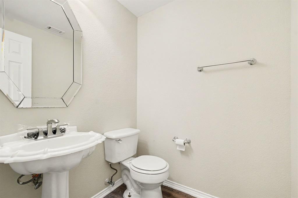 3204 Windridge Lane Property Photo 27