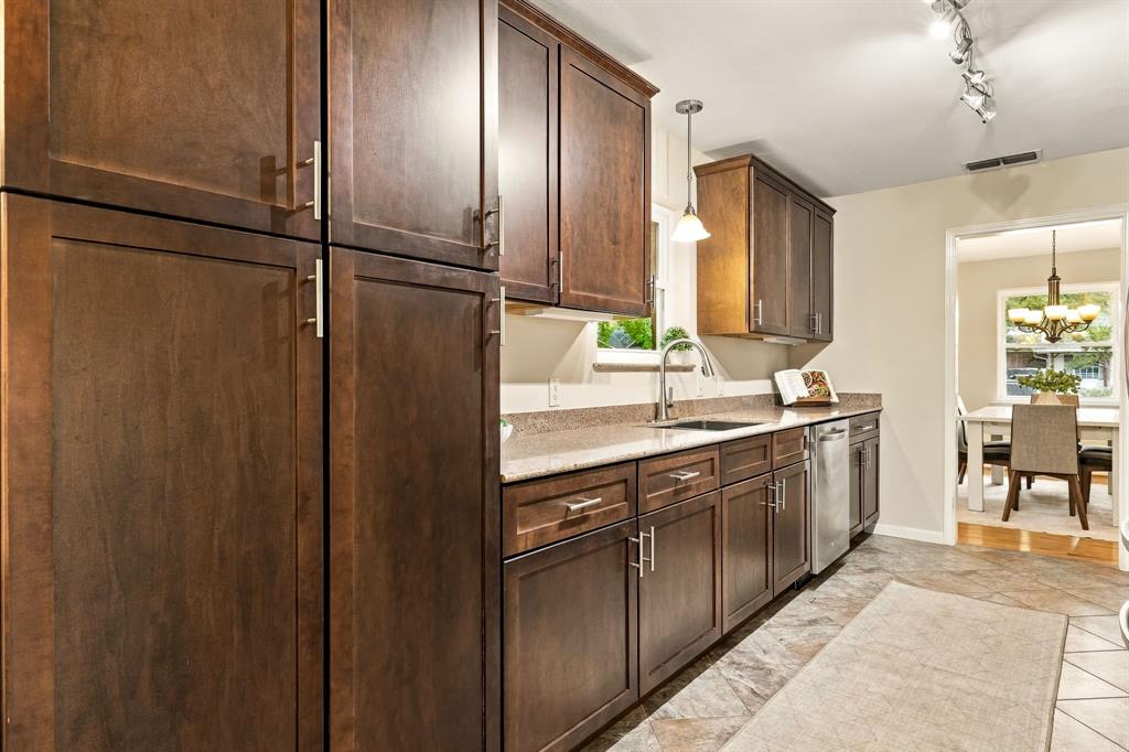 6336 E University Boulevard Property Photo 13