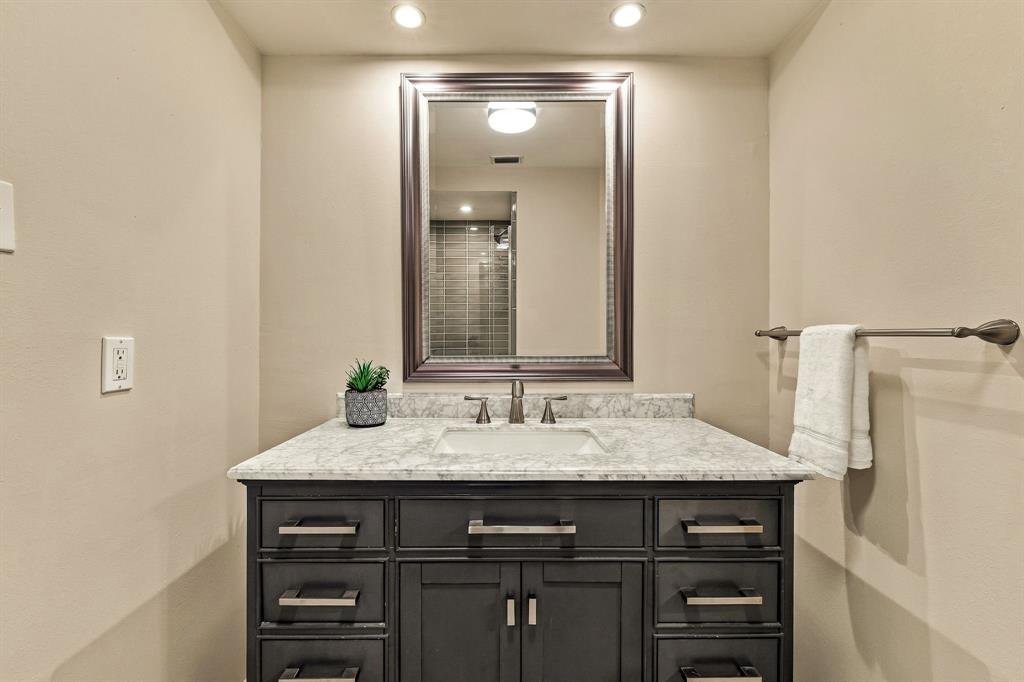 6336 E University Boulevard Property Photo 16