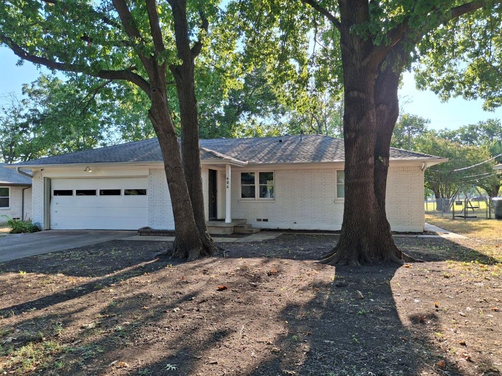 404 N Anna Drive Property Photo 1
