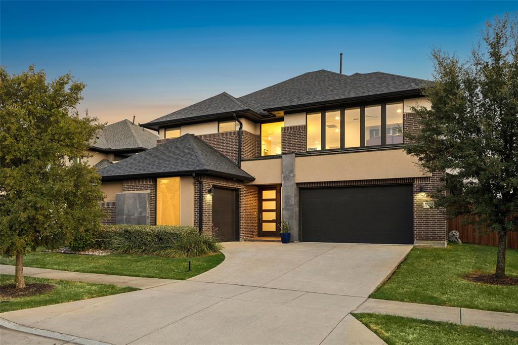 769 Laverton Drive Property Photo 1