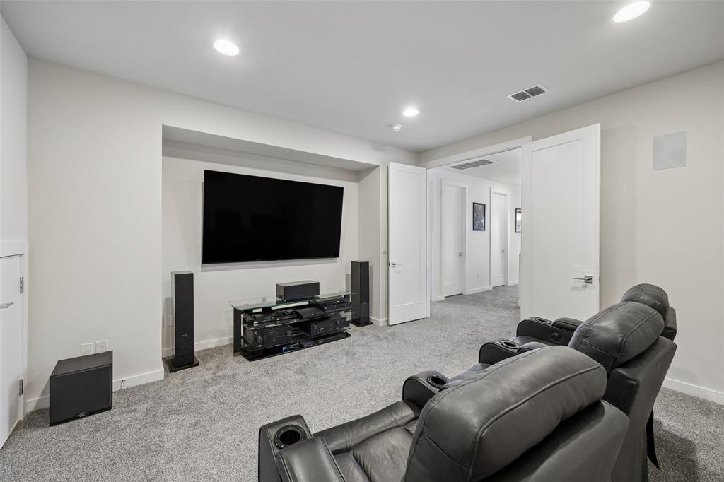 769 Laverton Drive Property Photo 23
