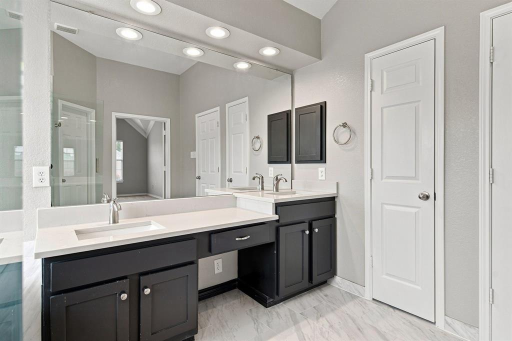 1609 Endicott Drive Property Photo 33