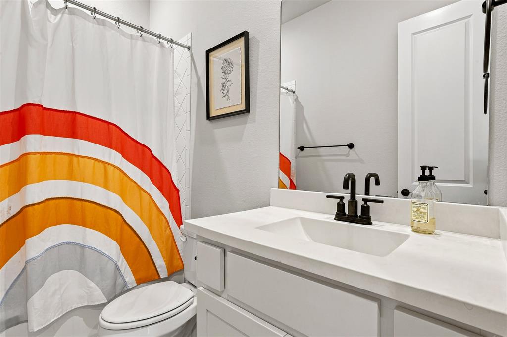 6817 Tadpole Trail Property Photo 7