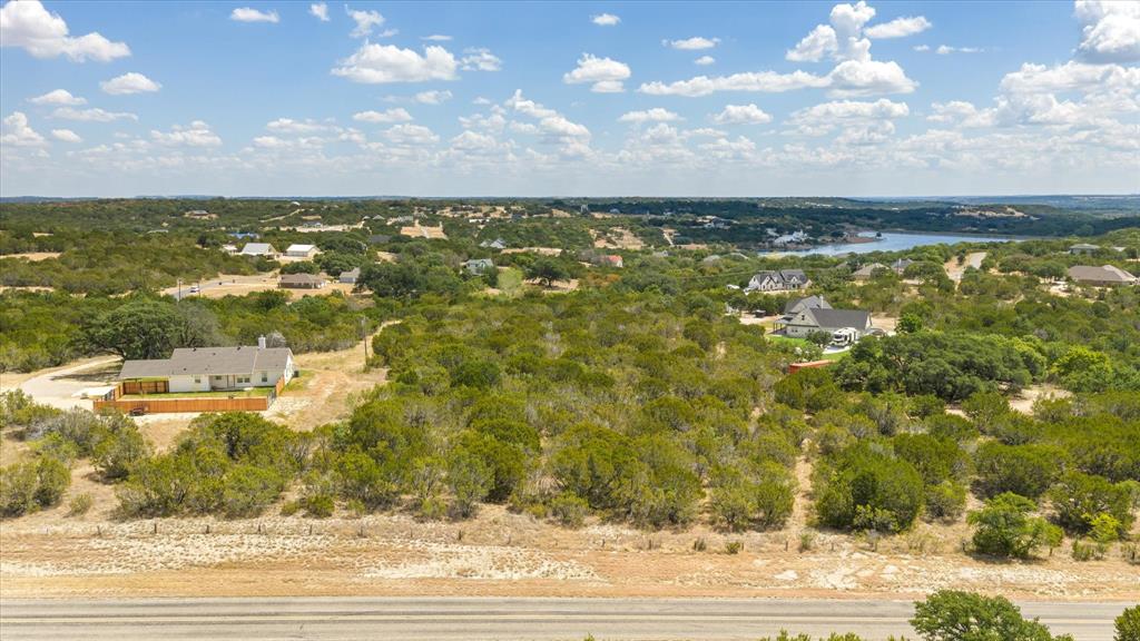 5570 Compass Way Property Photo 10