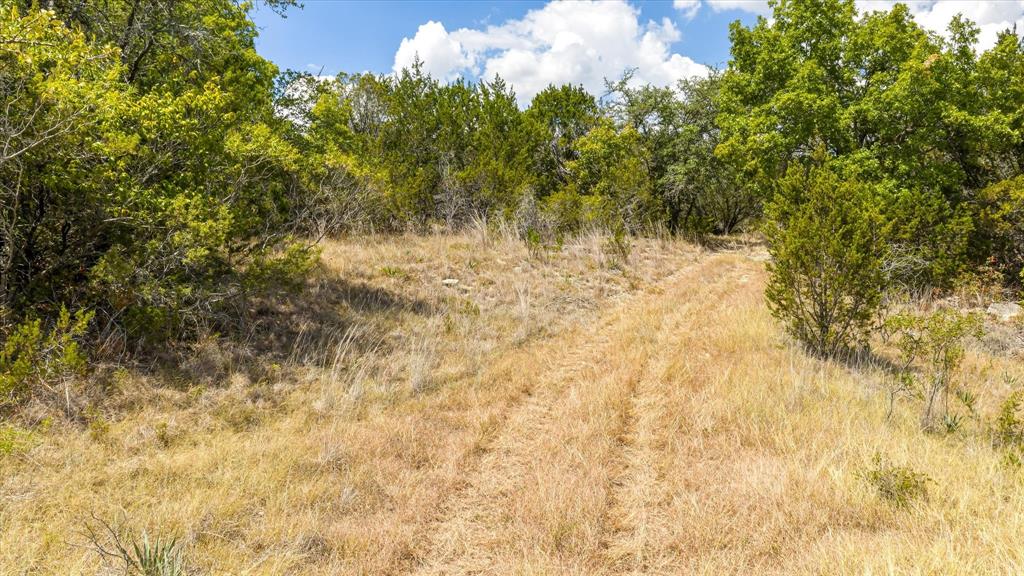 5570 Compass Way Property Photo 11