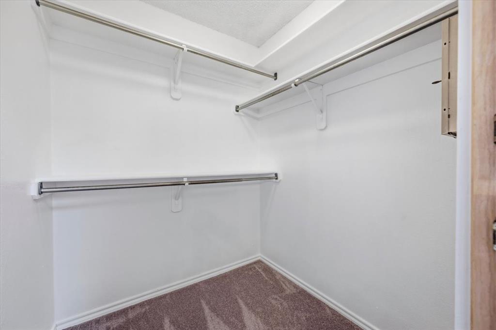 2203 Meadowstone Drive Property Photo 23